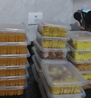 Marmitas organizadas para o mês