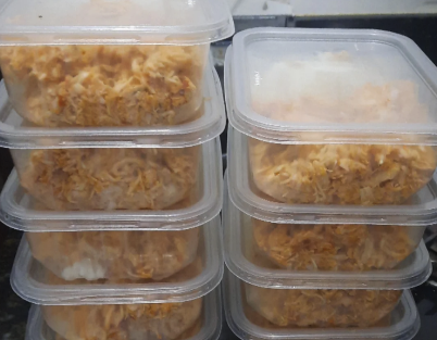 Marmitas prontas e organizadas